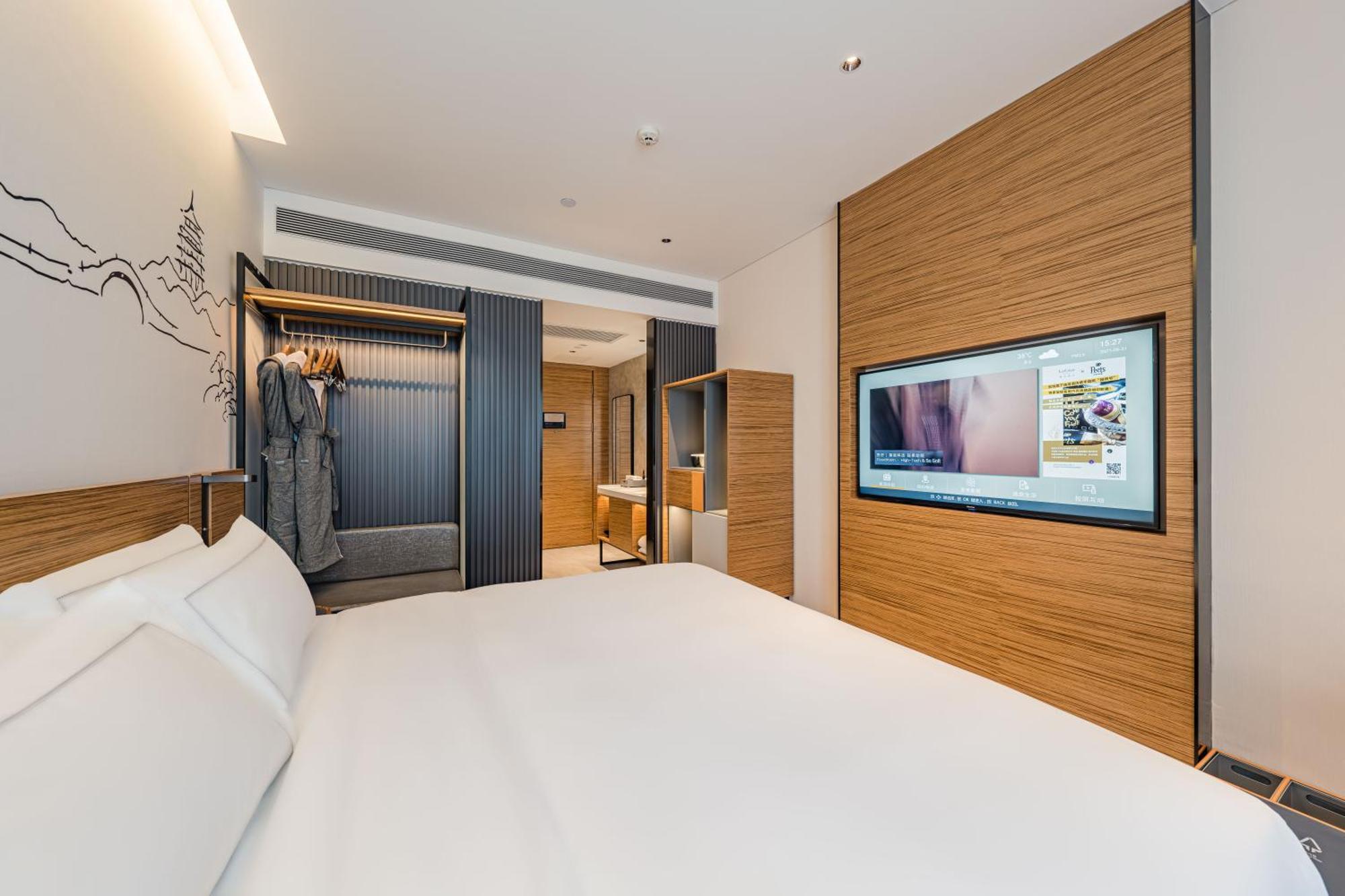 Urcove By Hyatt Hangzhou Riverside Cbd Exterior photo