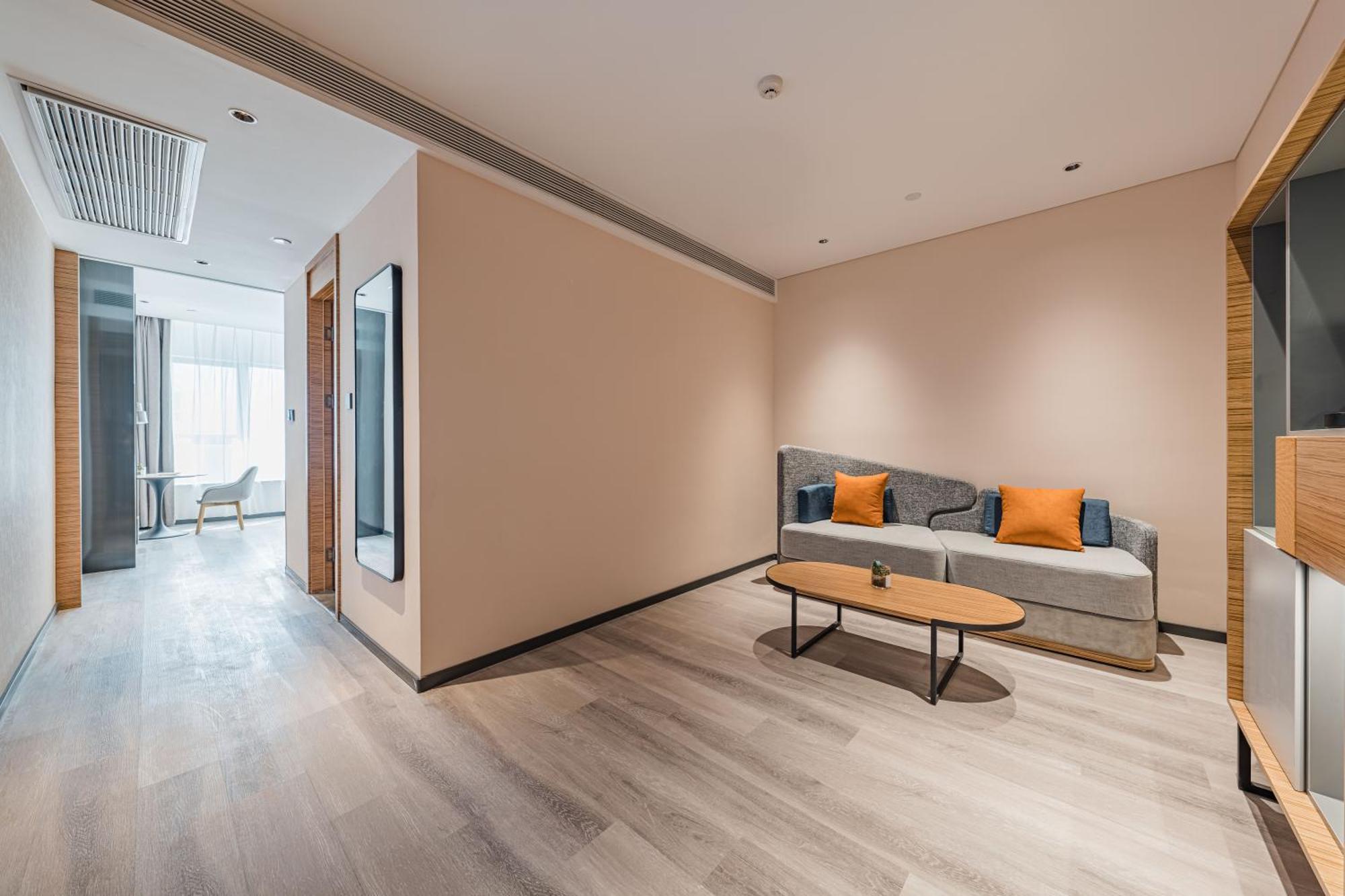 Urcove By Hyatt Hangzhou Riverside Cbd Exterior photo